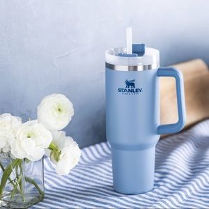 NWT Stanley Adventure Quencher 40oz Travel Tumbler in Chambray Blue